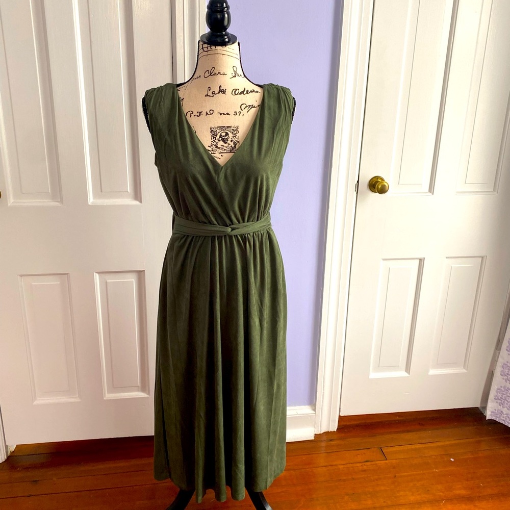 NWT Kensie Olive Faux Suede Midi-dress